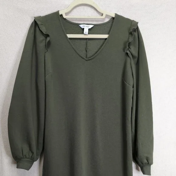 green emerald velvet dress Amazon.com: Women Oversized Sweatshirt Dress Long Sleeve Crewneck Patchwork  Pullover Tops Mini T Shirt Dresses Baggy Sweatshirts Army Green : Clothing,  Shoes & Jewelry main image 0
